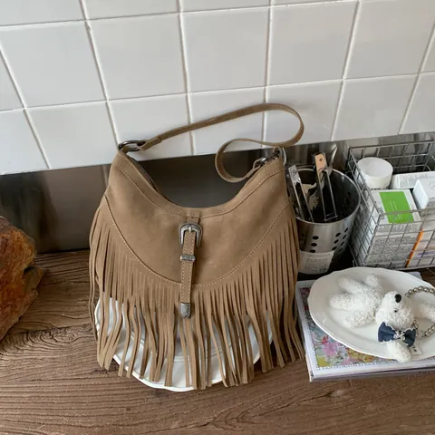 Vintage Bohemian Fransen Hobo Tasche Für Damen Wildlederimitat Halbmond Umhängetasche Mit Quaste Metallschnalle Retro