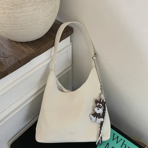 Bolso Tote Hobo de Cuero PU Retro de Gran Capacidad para Mujer Bolso de Hombro Minimalista de Color Sólido Con Colgante de Perro Desmontable