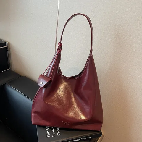 Women Large Capacity PU Leather Hobo Shoulder Bag Vintage Minimalist Tote Bag With Pendant Pouch Office Commute Handbag