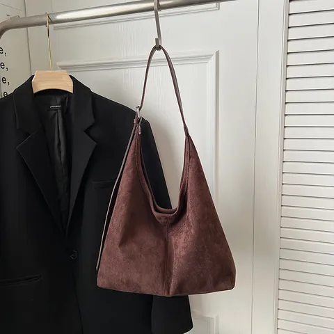 Vintage Faux Suede Tote Bag Large Capacity Minimalist Hobo Shoulder Bag For Women Daily Commuting Soft Matte Texture Handbag