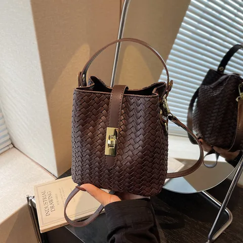 Women Vintage Woven PU Leather Bucket Bag Handheld Crossbody Shoulder Bag With Metal Lock Elegant Fashion Daily Purse