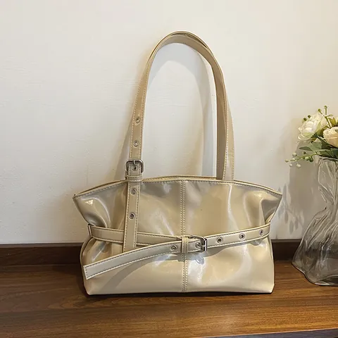 Women Vintage PU Leather Underarm Bag Large Capacity Shoulder Tote Bag Retro Glossy Bag With Metal Buckle Eyelet Decor