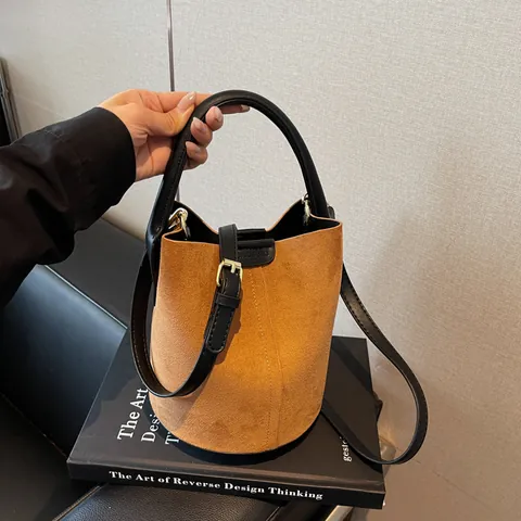 Women's Vintage Matte PU Leather Bucket Bag Set Minimalist Handheld Crossbody Shoulder Bag With Sub-bag Golden Hardware