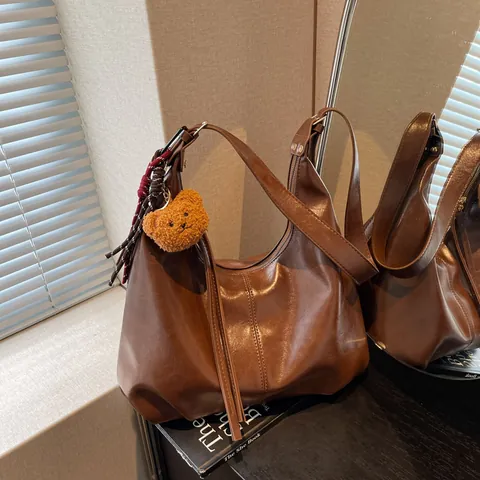 Retro PU Leather Large Capacity Hobo Shoulder Bag For Women Glossy Solid Color Half Moon Tote Bag With Plush Bear Pendant