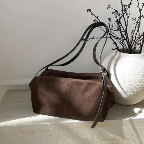 Women Large Capacity Suede Tote Bag Minimalist Retro Shoulder Bag Adjustable Strap Solid Color Commute Underarm Bag