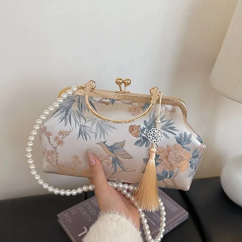 New Chinese Style Vintage Embroidered Evening Bag For Women Floral Bird Pattern Handbag With Artificial Pearl Strap Tassel