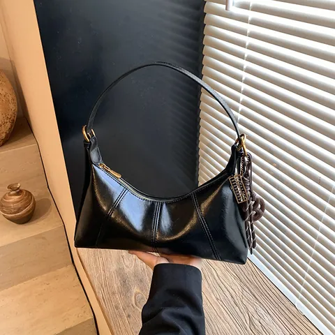 Bolso de Axila de Cuero de PU Vintage para Mujer Bolso de Hombro Minimalista de Color Sólido Con Colgante Bolso de Mano de Moda Cremallera Baguette