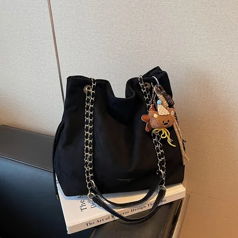 Large Capacity Suede Tote Bag For Women Solid Color Minimalist Chain Shoulder Bag With Plush Bear Pendant Daily Commute Satchel
