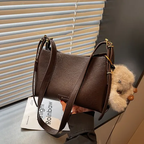 French Vintage PU Leather Women Shoulder Bag Lychee Pattern Small Square Underarm Bag With Plush Rabbit Pendant Crossbody Bag For Commuting