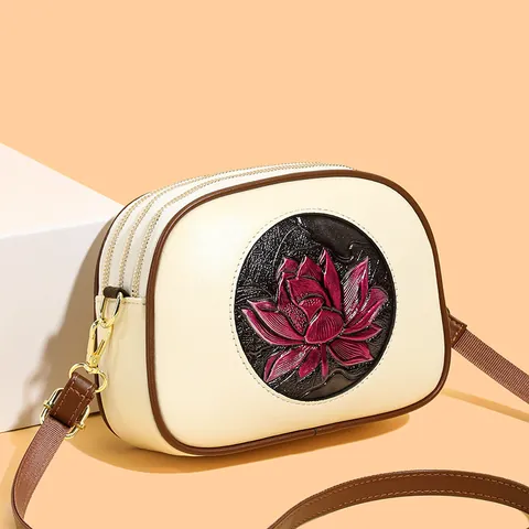 Nieuwe Chinese Stijl Retro Vrouwen Schoudertas PU Leer Lotus Bloem Reliëf Crossbody Tas Multi Layer Rits Camera Tas