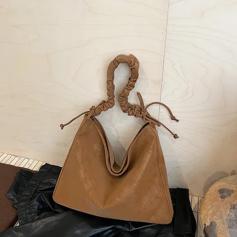 Borsa Tote da Donna di Grande Capacità in Pelle PU Opaca Tracolla Arricciata Borsa a Spalla con Coulisse Handbag Casual da Pendolare Inverno