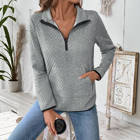 Women's Casual Quilted Diamond Pattern Half Zip Sweatshirt Warm Long Sleeve Pullover With Kangaroo Pocket Solid Top