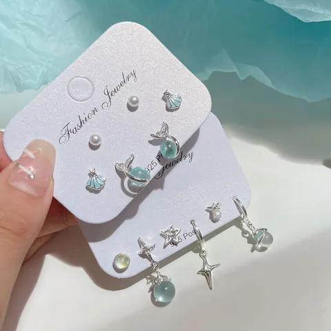Orecchini a Bottone a Tema Oceanico Coda di Pesce Conchiglia Stella Strass Con Perno in Argento Sterling 925 Gioielli Donna