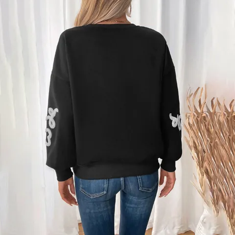 Women's Casual Black Fleece Lined Sweatshirt With White Heart Embroidery Long Sleeve Loose Fit Round Neck Pullover Top