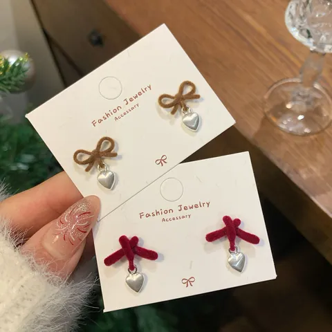Süße Beflockte Schleife Herz Ohrstecker Mit Silber Ohrstecker-Stift Rot Braun Schleifenknoten Herz Ohrringe Für Damen Winterschmuck