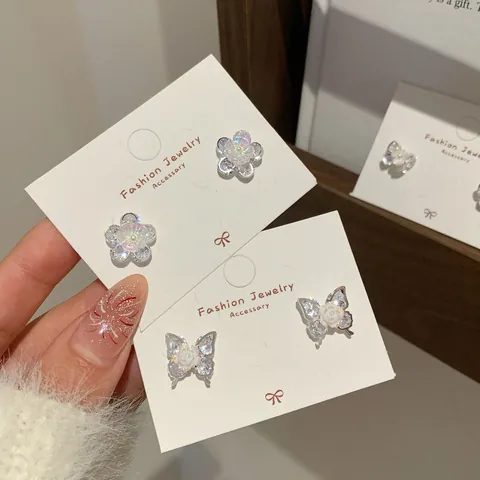 Süße Minimalistische Zirkonia Blumen Schmetterling Ohrstecker Mit Silber Earring Post Irisierend Eleganter Schmuck Für Damen