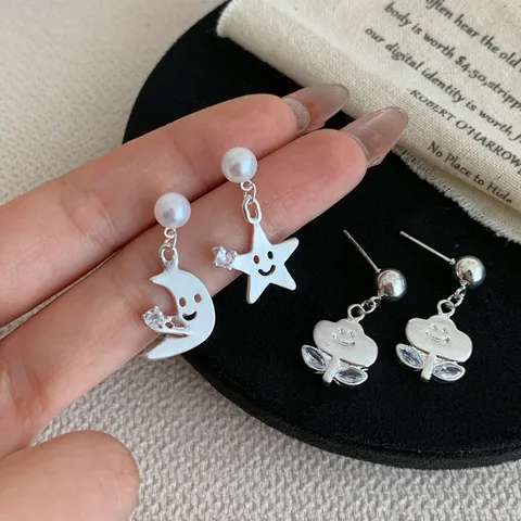 Minimalistische Matt Silber Gebürstet Smiley Blume Ohrstecker Mit 925 Sterling Silber Ohrstecker-Stift Zirkonia Stern Mond Damen Schmuck