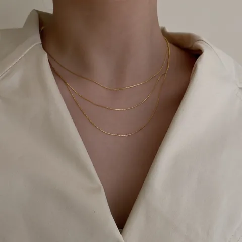 Collier Chaîne Serpent Multirang Minimaliste Plaqué Or Argent Métal Collier de Clavicule pour Femmes Bijoux Élégants Cadeau