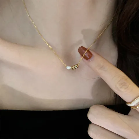 Collier Pendentif Cylindrique en Zirconia Minimaliste pour Femme Plqué Or Réel Géométrique Perle de Chance Bijoux Cadeau