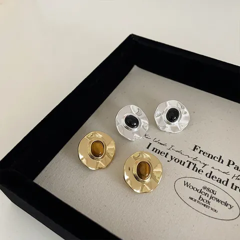 French Vintage Irregular Hammered Alloy Earrings With 925 Sterling Silver Earring Post Real Gold Plated Inlaid Stone Jewelry
