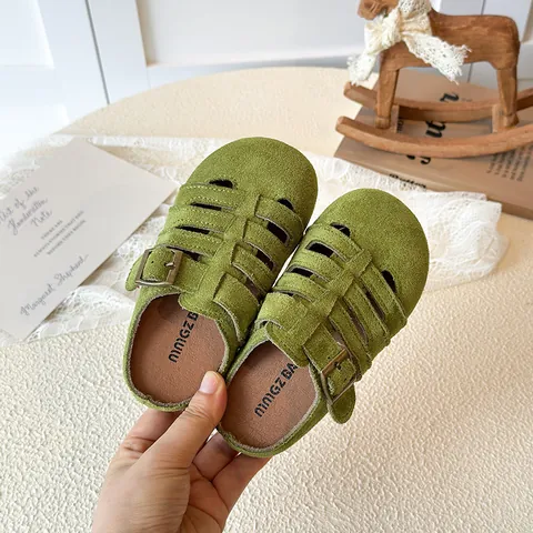 Girls Princess Hollow Out Mules Slippers Summer Kids Breathable PU Leather Sandals With Metal Buckle Casual Outdoor Shoes