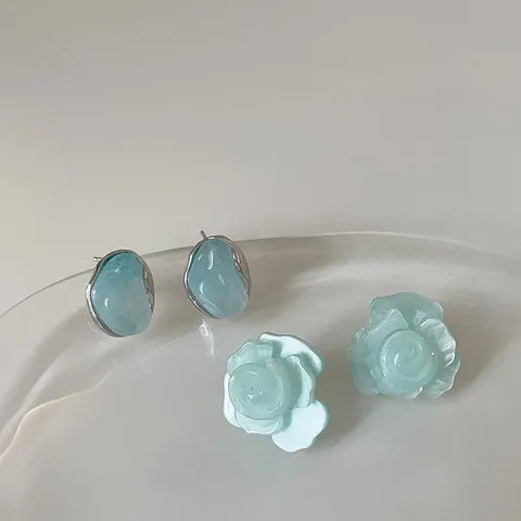 Muntblauw Camellia Roos Oorknopjes Met 925 Sterling Zilver Stift Onregelmatige Hars Geometrische Vrouwen Sieraden