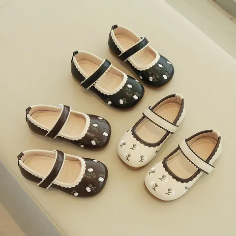 Girls Mary Jane Shoes Floral Embroidery Scalloped Edge Princess Party Shoes Sweet Non-Slip Soft Sole Flat Dress Shoes For Kids Toddlers