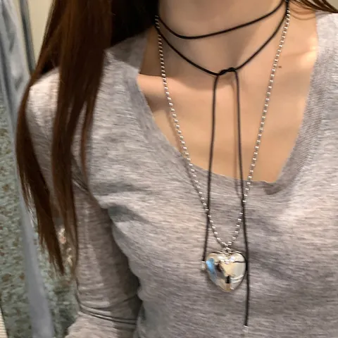 Ras De Cou Noeud En Velours Noir Sexy Et Collier Chaîne À Billes Avec Pendentif Cœur En Alliage D'argent Bijoux Superposés Pour Femme Accessoire Spicy Girl