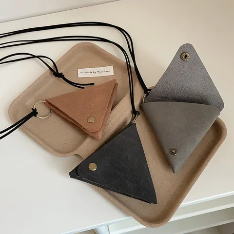 Vintage Triangle Leather Glasses Storage Bag Necklace Pendant For Women Portable Double Sided Mini Coin Purse With Cord