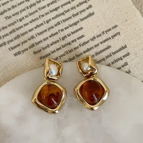 Vintage Irregular Amber Resin Artificial Pearl Stud Earrings With 925 Sterling Silver Earring Post Gold Plated Geometric Earrings For Women