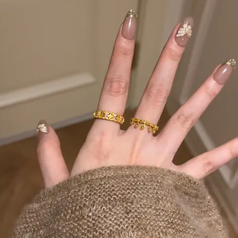 Bague Sculptée Creuse Vintage Français Plaqué Or Cristal Synthétique Violet Étoile Zirconia Cloche Frange Bijoux Femme