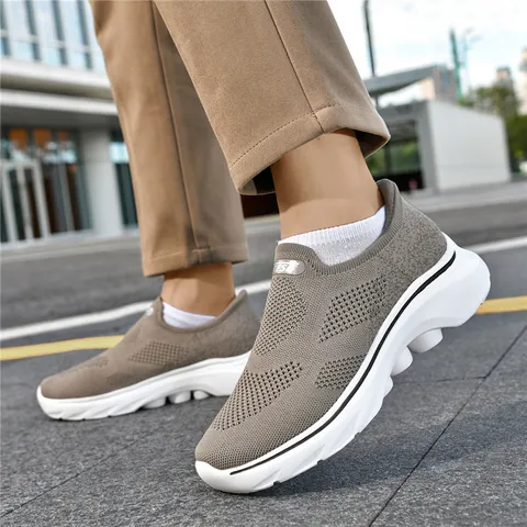 Men Casual Slip-on Sneakers Breathable Flyknit Mesh Lightweight Walking Shoes Comfortable Cushioned Low Top Loafers Sports Footwear