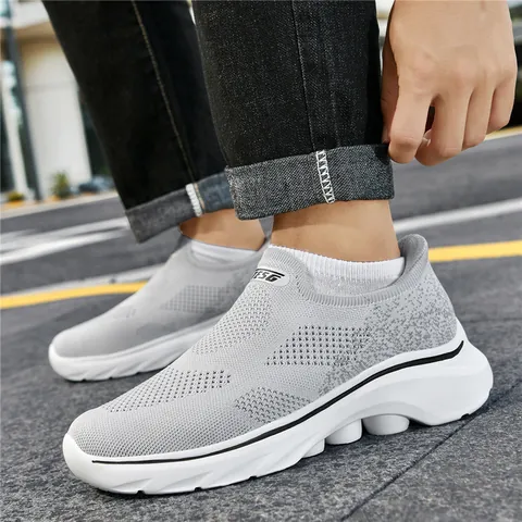 Men Casual Slip-on Sneakers Breathable Flyknit Mesh Lightweight Walking Shoes Comfortable Cushioned Low Top Loafers Sports Footwear