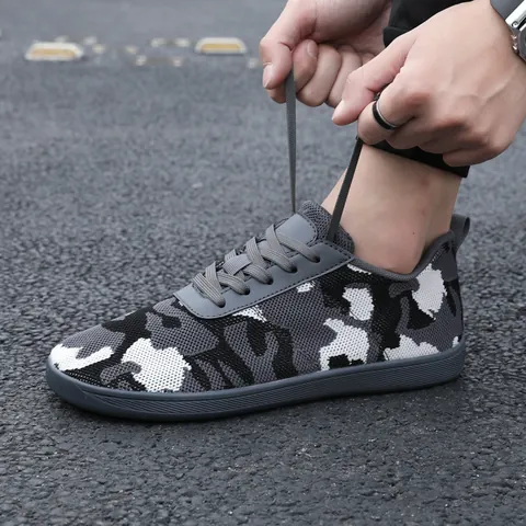Baskets Pieds Nus à Bout Large Unisexe Maille Respirante Camouflage Chaussures Décontractées Légères Antidérapantes de Marche Pour Hommes Femmes