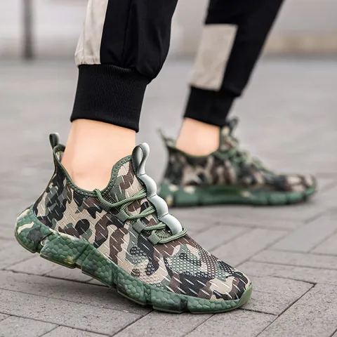 Baskets Flyknit Tendance Camouflage Dégradé Hommes Femmes Mesh Respirant Légères Semelle Popcorn Chaussures de Course Décontractées