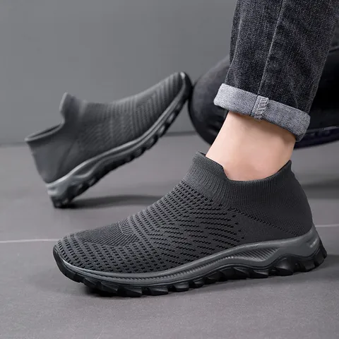 Heren Ademende Mesh Instap Sneakers Lichtgewicht Comfortabele Flyknit Wandelschoenen Casual Lage Mesh Schoenen
