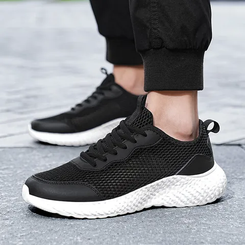 Baskets en Maille Respirante pour Hommes Chaussures de Marche Décontractées Légères pour Gym Fitness Course Sport Mode Semelle Épaisse Tennis