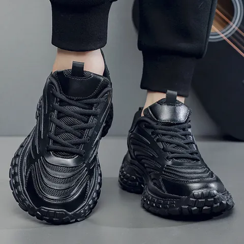 Men's Chunky Sneakers Fashion All Black Thick Sole Breathable Mesh Lightweight Sports Shoes Streetwear Dad Shoes Large Size