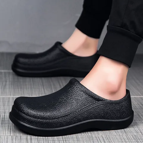 Men Non-slip Waterproof Chef Shoes EVA Oil-resistant Kitchen Work Shoes Garden Shoes Comfortable Slip-on Hospital Nursing Clogs
