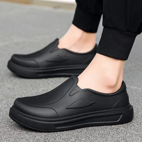 Men's Waterproof Oil-proof Chef Shoes Lightweight EVA Slip-on Garden Clogs Non-slip Thick Sole Work Shoes Casual Outdoor Mules