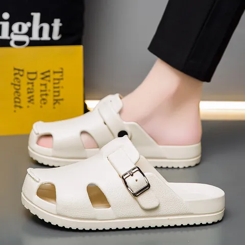 Men Casual EVA Clogs Lightweight Breathable Garden Shoes With Adjustable Buckle Non-Slip Outdoor Beach Slides Solid Color Footwear
