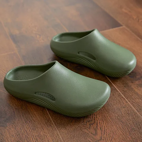 Men's Casual EVA One-Piece Molded Clogs Thick Sole Non-Slip Breathable Slippers Lightweight Beach Sandals Outdoor Garden Shoes