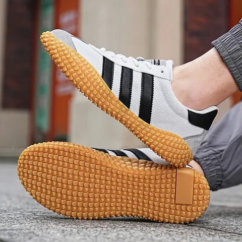 Retro Mesh Breathable Casual Sneakers For Men Women Color Block Splicing Non Slip Thick Bottom Gum Sole Walking Sports Shoes