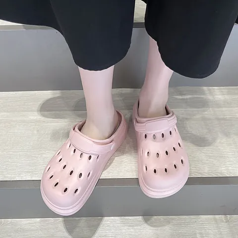 Summer Unisex EVA Clogs Breathable Soft Sole Garden Shoes Casual Outdoor Thick Platform Slippers For Men Women Beach Sandals