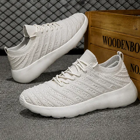 Chaussures de Course Respirantes pour Hommes Flyknit Mesh Légères Baskets Décontractées Outdoor Walking Jogging Gym Sport