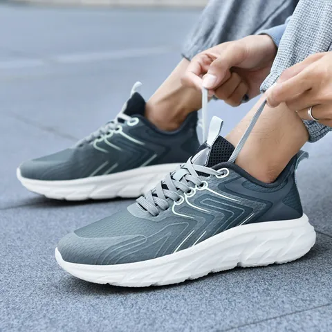 Heren Ademende Mesh Hardloopschoenen Lichtgewicht Schokabsorberende Sneakers Dikke Zool Voor Sport Wandelen Casual Gebruik