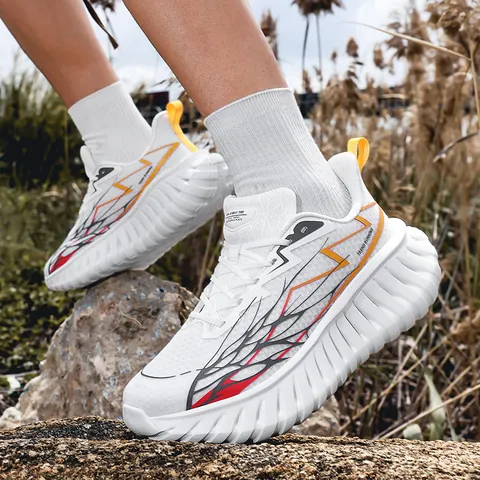 Men Women Fashion Running Shoes Breathable Mesh Dad Sneakers Thick Sole Lightweight Shock Absorption Sports Shoes Geometric Pattern