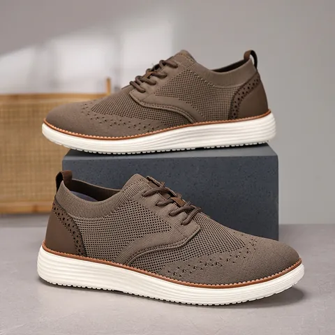 Mocassini da Uomo Casual Flyknit Traspiranti Brogue Traforati in Mesh Leggeri Scarpe da Passeggio per Uomo Business Casual