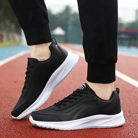 Heren Casual Sport Hardloopschoenen Lichtgewicht Schokabsorberend Synthetisch Leer Waterdicht Skateboard Sneakers Voor Dagelijkse Outdoor Oefeningen