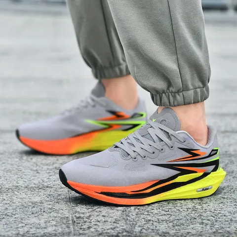Breathable Mesh Running Shoes For Men Women Lightweight Shock Absorbing Athletic Sneakers Fashion Outdoor Walking Shoes Unisex Sport Footwear